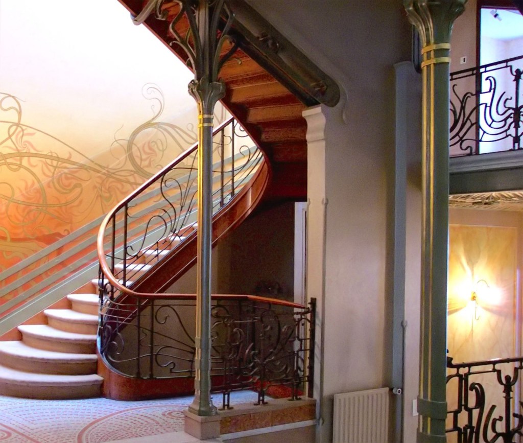 Picture of: Art Nouveau  History, Characteristics, Artists, & Facts  Britannica