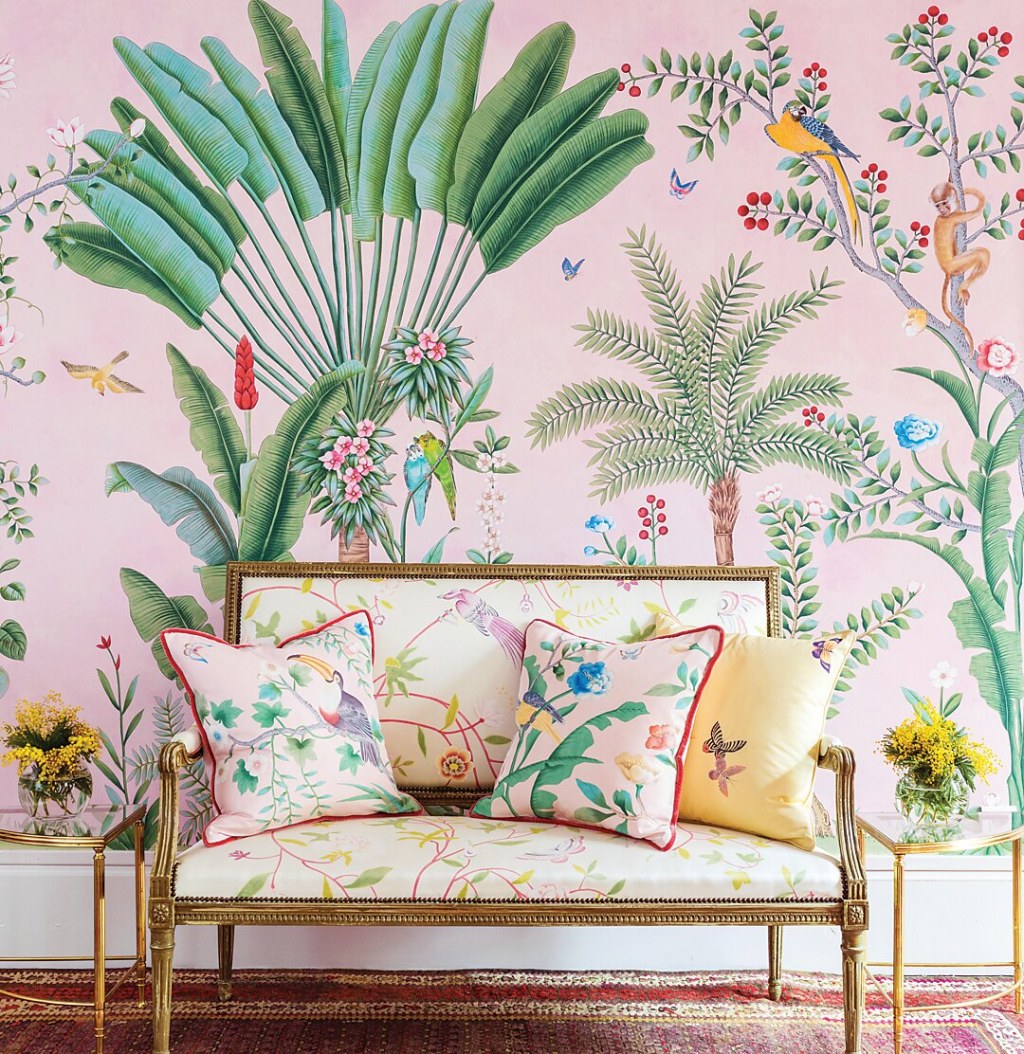 Picture of: De Gournay: Hand-Painted Interiors Brings Drama and Romance to