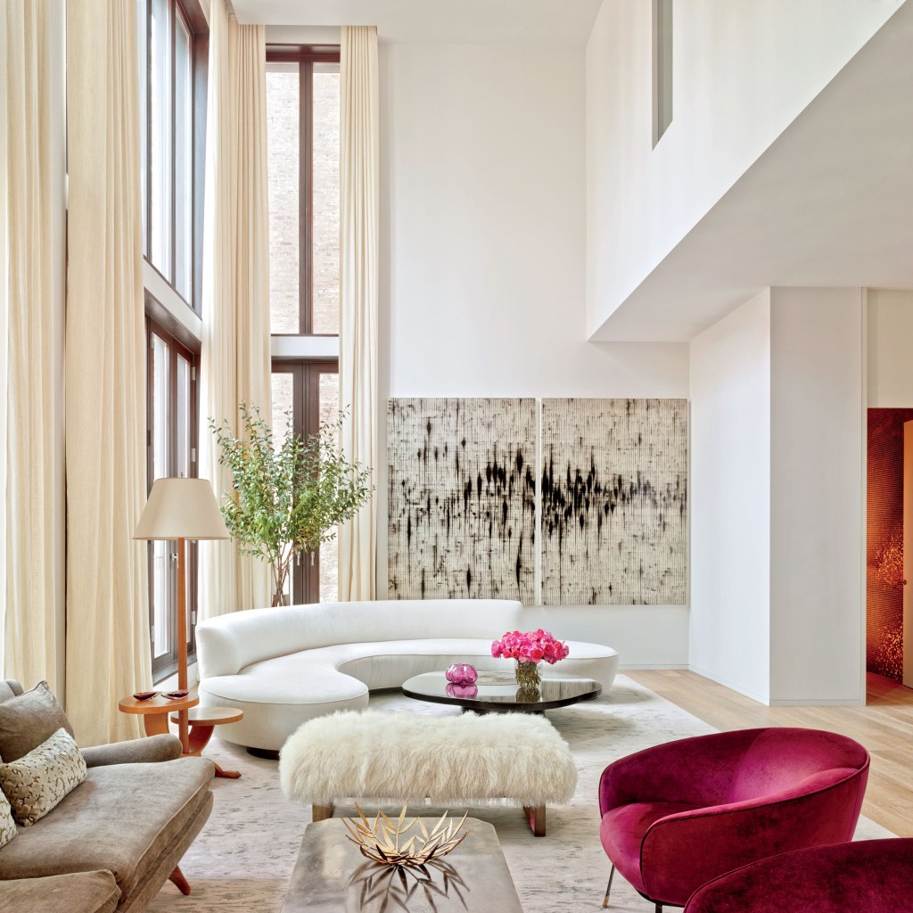 Picture of: Inside Decorator Laura Santos’s Sprawling Five-Story Manhattan