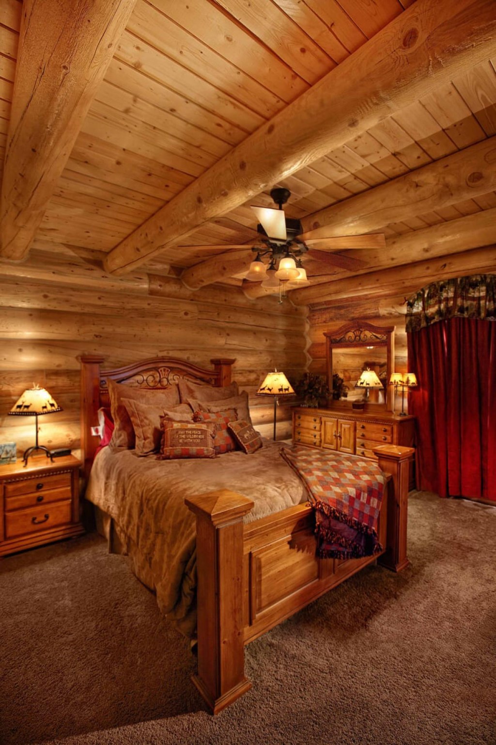 Picture of: Interiors  Yellowstone Log Homes