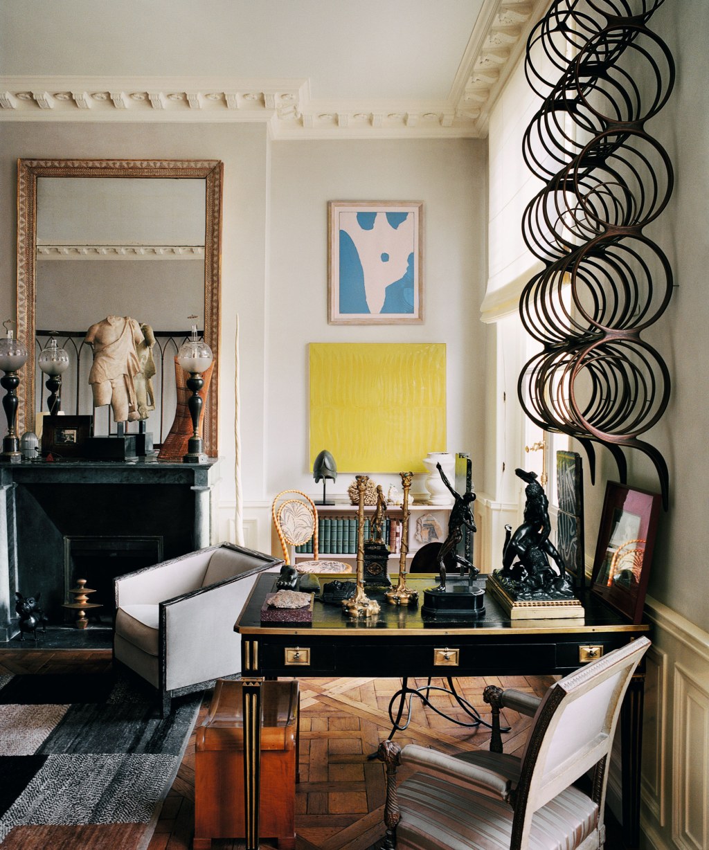Picture of: rooms that define the interior design of Jacques Grange